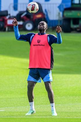 Kofi Amoako: HSV in Action—Germany, Hamburg, Volksparkstadion, Soccer, Bundesliga 1, Hamburger SV Training Session