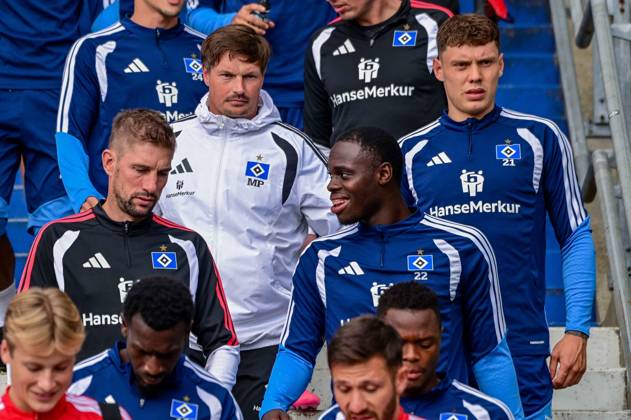 Coach Merlin Polzin Nicolai Remberg, HSV, Germany, Hamburg, Volksparkstadion, soccer, Bundesliga 1, Hamburg SV training session