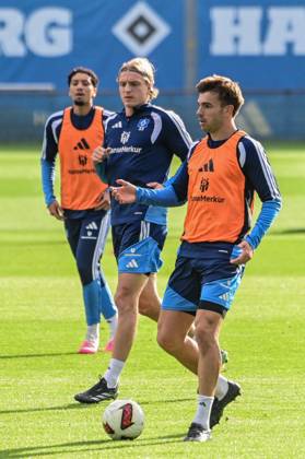 Sebastiaan Bornauw, Mario Vuskovic, HSV in Action, Germany, Hamburg, Volksparkstadion, Soccer, Bundesliga 1, Hamburger SV Training Session