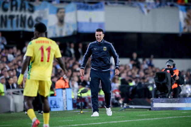 The last match of Messi in Buenos Aires, Argentina - 06 Oct 2026 Lionel Scaloni (DT Argentina) reacts during the match between Argentina and Benin International Friendly, Länderspiel, Nationalmannschaft match, The last match of Messi with Argentina national team, Nationalteam Final score: Argentina 3 - 0 Benin Buenos Aires Argentina Copyright: xRobertoxxTuerox xSOPAxImagesx Roberto--Tuero-1456622
