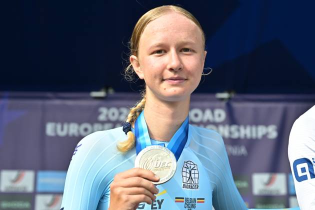 Belgium s Laura Five , winner of the silver medal pictured on the podium of the Women Junior Individual Time Trial race (22km) at the cycling UEC Road European Championships, in Ljubljana, Slovenia, on Wednesday 7 October 2026. The UEC Road European Championships are taking place from 02 to 07 October in Ljubljana, Slovenia. DAVIDxPINTENS x189034327x