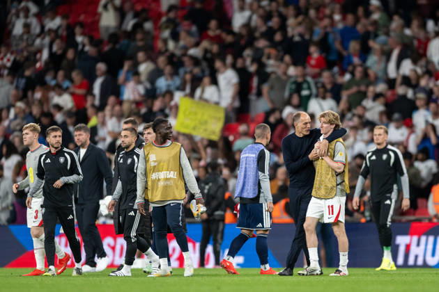 Thomas Tuchel England Manager and Anthony Gordon of England have a few words at the end of Englands win by 3-0 in the Nations League match between England and Czechia at Wembley Stadium, London, England on 6 October 2026. Copyright: xPhilxHutchinsonx 45480088