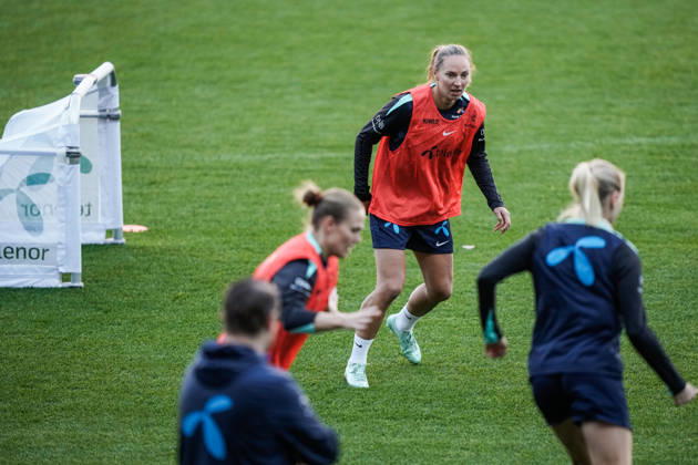 The women s national soccer team is preparing for the World Cup qualifiers Oslo, October 7, 2026 Marit Bratberg Lund during a training session at Ullevaal Stadium, for the World Cup qualifier against Romania. The matches will be played on October 9 at Arcul de Triumf Stadium in Bucharest and on October 13 at Ullevaal Stadium in Oslo. Photo: Beate Oma Dahle, NTB, Oslo, Norway. EDITORIAL USE ONLY. RESTRICTED USE FOR BETTING COMPANIES. Copyright: xBeatexOmaxDahlex xNTBx