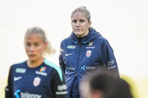 Women s National Soccer Team Prepares for World Cup Qualifiers Oslo, October 7, 2026 National team manager Gemma Grainger during a training session at Ullevaal Stadium, ahead of the World Cup qualifier against Romania. The matches will be played on October 9 at Arcul de Triumf Stadium in Bucharest and on October 13 at Ullevaal Stadium in Oslo. Photo: Beate Oma Dahle, NTB, Oslo, Norway. EDITORIAL USE ONLY. RESTRICTED USE FOR BETTING COMPANIES. Copyright: xBeatexOmaxDahlex xNTBx