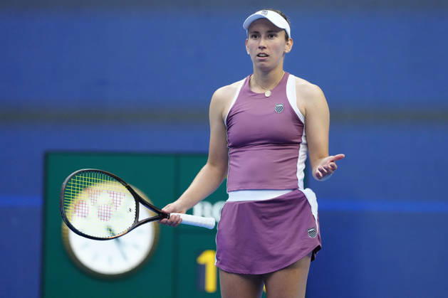2026 China Open Women s Singles Round of 16 match in Beijing - 07 Oct. Elise Mertens of Belgium seen in action against Coco Gauff of the United States (Not in picture) during Women s Singles Round of 16 match on day eight of China Open at the National Tennis Center. Beijing China Copyright: xPolyxFeix xSOPAxImagesx 20261007_7044_100