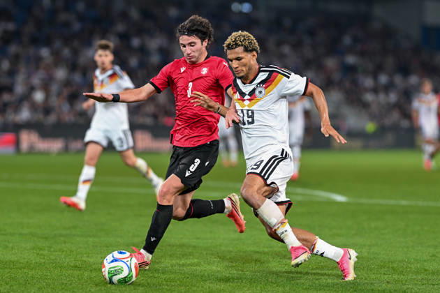 U-21 International Match 26-27: Germany vs. Georgia on October 6, 2026, at the SchücoArena in Bielefeld. Paris Brunner of Germany in a tackle against Dato Bukia of Georgia. MT