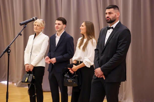 Croatian President Zoran Milanovic Presents Order of Duke Trpimir to Boxer Filip Hrgovic Croatian President Zoran Milanovic presents boxer Filip Hrgovic with the Order of Duke Trpimir with Ribbon and Star during a ceremony at the Office of the President of the Republic of Croatia in Zagreb, Croatia on October 7, 2026. MatijaxHabljak PIXSELL