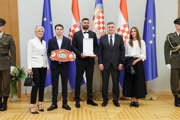 Croatian President Zoran Milanovic Presents Order of Duke Trpimir to Boxer Filip Hrgovic Croatian President Zoran Milanovic presents boxer Filip Hrgovic with the Order of Duke Trpimir with Ribbon and Star during a ceremony at the Office of the President of the Republic of Croatia in Zagreb, Croatia on October 7, 2026. MatijaxHabljak PIXSELL