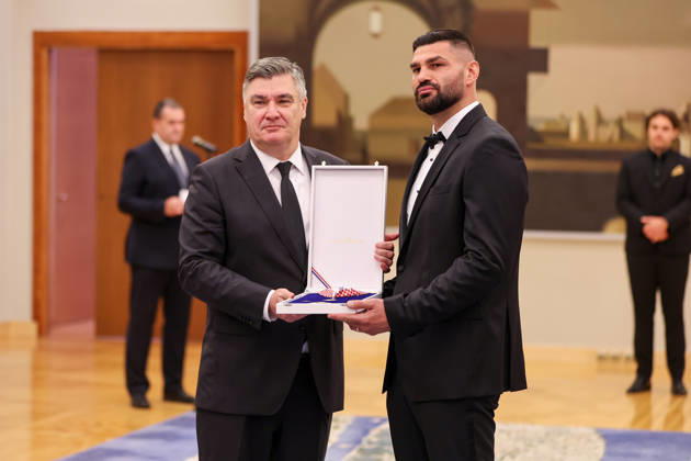 Croatian President Zoran Milanovic Presents Order of Duke Trpimir to Boxer Filip Hrgovic Croatian President Zoran Milanovic presents boxer Filip Hrgovic with the Order of Duke Trpimir with Ribbon and Star during a ceremony at the Office of the President of the Republic of Croatia in Zagreb, Croatia on October 7, 2026. MatijaxHabljak PIXSELL
