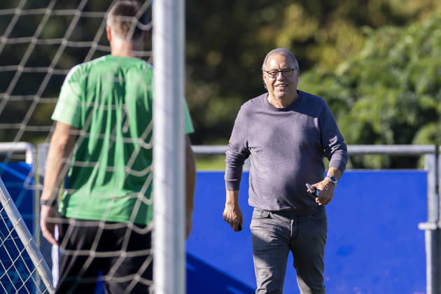 October 7, 2026, Soccer, FC Schalke 04 practice, Scout Manfred Manni Dubski, FC Schalke 04, Gelsenkirchen, FC Schalke 04 training facility, North Rhine-Westphalia, Germany, xRHR, PHOTO YYx Copyright: RHR-FOTOx RHR-FOTO YY