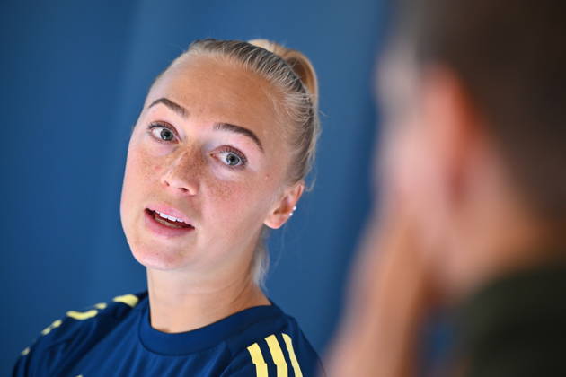 STOCKHOLM, SWEDEN, October 7, 2026 — Amanda Nildén at a press conference following the women’s national team’s training session at Bosön ahead of the 2027 World Cup playoff. STOCKHOLM, SWEDEN x10090x Copyright: xClaudioxBresciani TTx THE WOMEN S NATIONAL TEAM TRAINS BEFORE THE PLAYOFFS