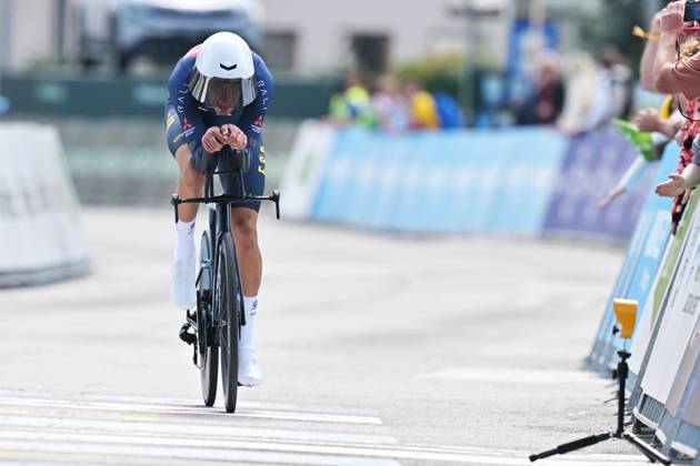 Spain s Hector Alvarez Martinez crosses the finish line to win the Men U23 Individual Time Trial race (22km) at the cycling UEC Road European Championships, in Ljubljana, Slovenia, on Wednesday 7 October 2026. The UEC Road European Championships are taking place from 02 to 07 October in Ljubljana, Slovenia. DAVIDxPINTENS  x189041272x