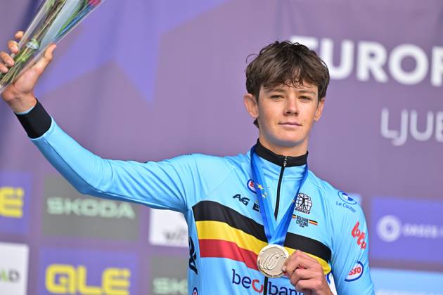 Belgium s Matisse Van Kerckhove , winner of the silver medal celebrates on the podium of the Men U23 Individual Time Trial race (22km) at the cycling UEC Road European Championships, in Ljubljana, Slovenia, on Wednesday 7 October 2026. The UEC Road European Championships are taking place from 02 to 07 October in Ljubljana, Slovenia. DAVIDxPINTENS x189041712x