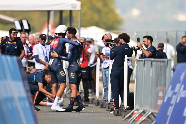 Spain s Hector Alvarez Martinez and Spain s Enaut Urcaregui Sanz celebrate after the Men U23 Individual Time Trial race (22km) at the cycling UEC Road European Championships, in Ljubljana, Slovenia, on Wednesday 7 October 2026. The UEC Road European Championships are taking place from 02 to 07 October in Ljubljana, Slovenia. DAVIDxPINTENS x189042540x