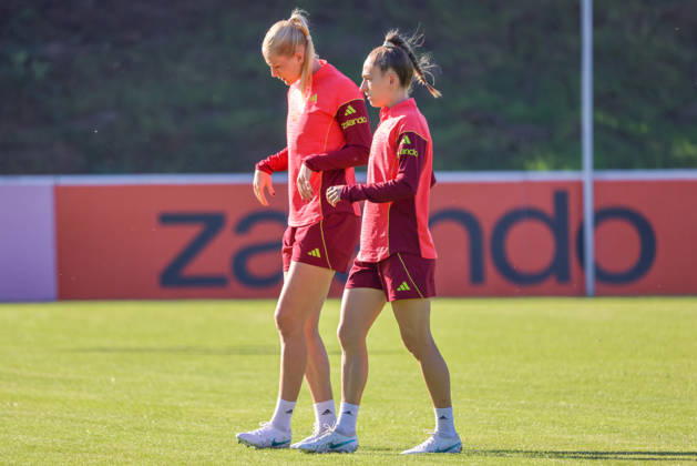 Eppelheim, Germany, October 7, 2026 German Women s National Soccer Team Training Friendly Match: Germany vs. Australia Pictured, from left: Camilla Küver (Kuever) of Germany and Sophia Kleinherne of Germany Copyright: HMBxMedia MadeleinexFantini