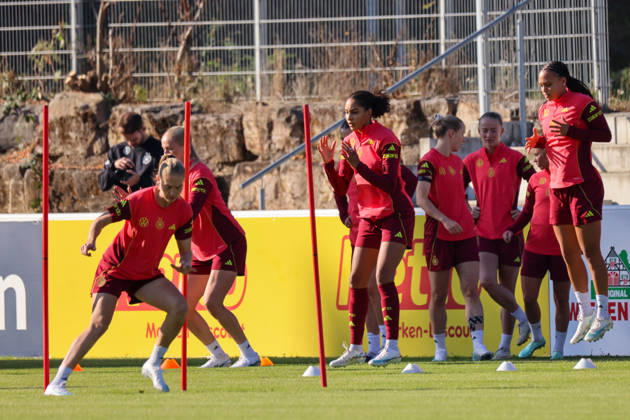 Eppelheim, Germany, October 7, 2026 German Women s National Soccer Team Training Friendly Match: Germany vs. Australia Pictured: Players from the German Women s National Soccer Team during training Copyright: HMBxMedia MadeleinexFantini