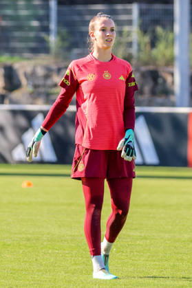 Eppelheim, Germany, October 7, 2026 German Women s National Soccer Team Training Friendly Match: Germany vs. Australia Pictured: Goalkeeper Ena Mahmutovic, Germany Copyright: HMBxMedia MadeleinexFantini