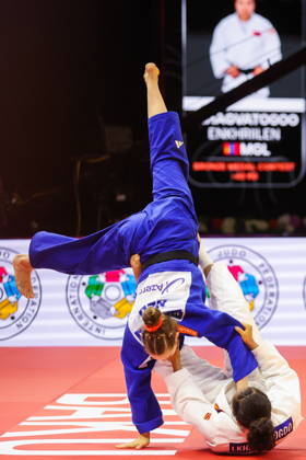 AZERBAIJAN, BAKU - OCTOBER 7, 2026: Joanne van Lieshout (top) of the Netherlands and Lkhagvatogoogiin Enkhriilen of Mongolia compete in their -63 kg bout as part of the 2026 World Judo Championships at the National Gymnastics Arena 2026 World Judo Championships In Baku - ZUMAt113 20261007_zaa_t113_427 Copyright: xMikhailxSinitsynx