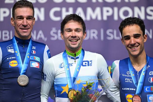 France s Bruno Armirail; Slovenia s Primoz Roglic and France s Maxime Decomble celebrate on the podium of the Men Elite Individual Time Trial race (22km) at the cycling UEC Road European Championships, in Ljubljana, Slovenia, on Wednesday 7 October 2026. The UEC Road European Championships are taking place from 02 to 07 October in Ljubljana, Slovenia. DAVIDxPINTENS x189071457x