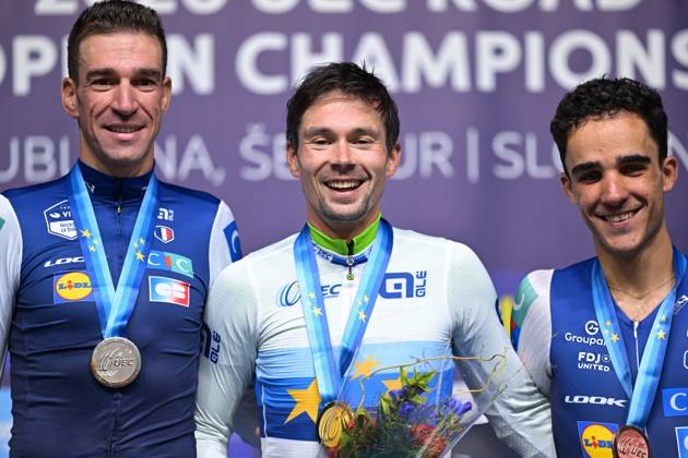 France s Bruno Armirail; Slovenia s Primoz Roglic and France s Maxime Decomble celebrate on the podium of the Men Elite Individual Time Trial race (22km) at the cycling UEC Road European Championships, in Ljubljana, Slovenia, on Wednesday 7 October 2026. The UEC Road European Championships are taking place from 02 to 07 October in Ljubljana, Slovenia. DAVIDxPINTENS x189071360x