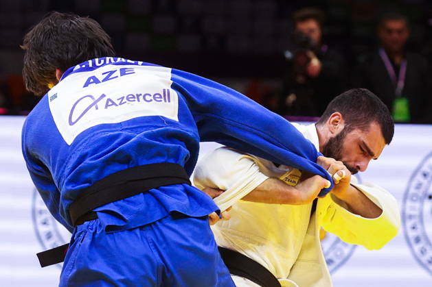 AZERBAIJAN, BAKU - OCTOBER 7, 2026: Tato Grigalashvili (R) of Georgia and Zelim Tckaev of Azerbaijan compete in their -81 kg bout as part of the 2026 World Judo Championships at the National Gymnastics Arena 2026 World Judo Championships In Baku  - ZUMAt113 20261007_zaa_t113_502 Copyright: xMikhailxSinitsynx