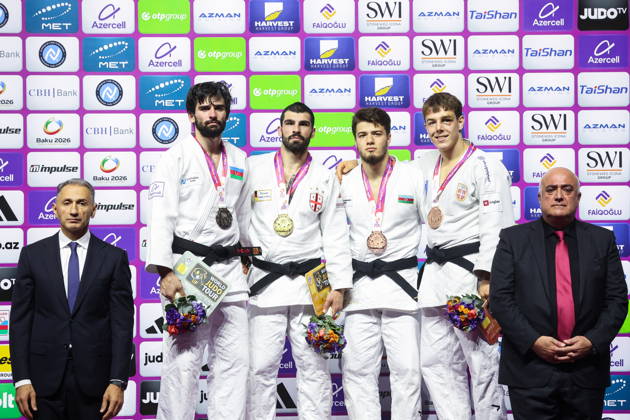 AZERBAIJAN, BAKU - OCTOBER 7, 2026: 2nd placed Zelim Tckaev of Azerbaijan, 1st placed Tato Grigalashvili of Georgia, 3rd placed Omar Radzhabli of Azerbaijan and Mihajlo Simin (L-R back) of Serbia pose during an award ceremony for the men s -81 kg category during the 2026 World Judo Championships at the National Gymnastics Arena 2026 World Judo Championships In Baku - ZUMAt113 20261007_zaa_t113_539 Copyright: xMikhailxSinitsynx