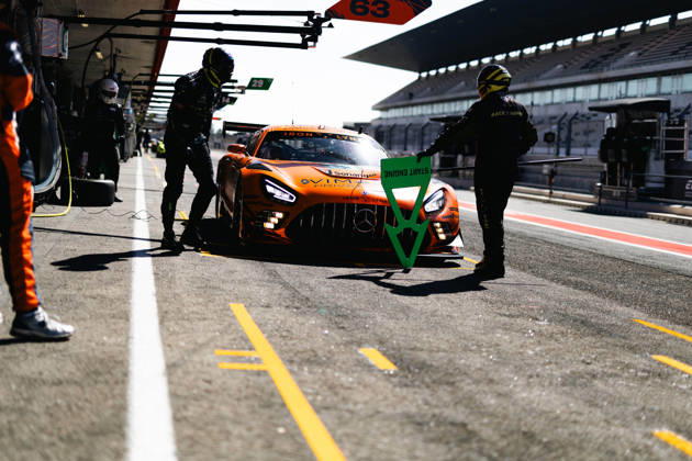 AUTO - ELMS - 4 HOURS OF PORTIMAO 2026 63 NARAN Ameerh (gbr), ANDRADE Rui (ang), SETTE CAMARA Sergio (bra), Iron Lynx, Mercedes-AMG LMGT3, LMGT3, pitlane, during the 4 Hours of Portimao 2026, 6th round of the 2026 European Le Mans Series on the Autodromo Internacional do Algarve from October 8 to 10, 2026 in Portimao, Portugal - Copyright: xJoaoxFilipex