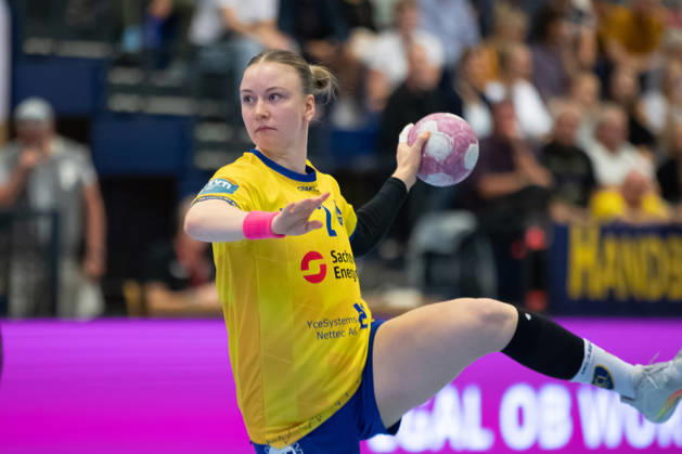 Handball, Alsco HBF1: HC Leipzig vs. TuS Metzingen, October 7, 2026; Pauline Uhlmann 2; HC Leipzig takes a seven-meter throw; Alsco Women s Handball Bundesliga HBF1, 2026–2027 season, Matchday 5: HC Leipzig vs. TuS Metzingen on October 7, 2026, at the Markranstädt Sports Center Copyright: xBEAUTIFULxSPORTS JanxKaeferx