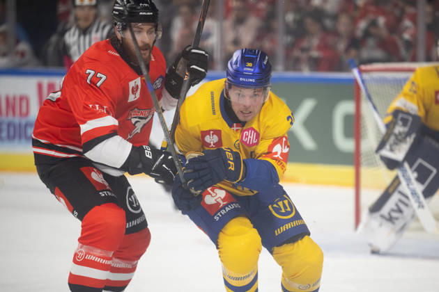 CHL Cologne Sharks vs. Herning Blue Fox, Cologne, October 7, 2026 Ryan Macinnis, Kölner Haie, forward, 77 Morten Poulsen, Herning Blue Fox, forward, 38 CHL Kölner Haie vs. Herning Blue Fox on October 7, 2026, at the LanxessArena in Cologne, Germany Copyright: xBEAUTIFULxSPORTS AndreasxDickx