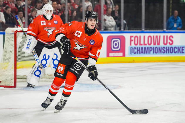 Ice Hockey CHL, Matchday 5: Kölner Haie vs. Herning Blue Fox on October 7, 2026, at the Lanxess Arena in Cologne. Noah Münzenberger, Cologne xDMx