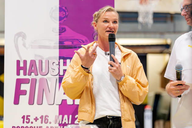Dortmund, October 7, 2026, Handball, Women s, Alsco Women s Handball Bundesliga, Matchday 5, BVB Borussia Dortmund vs. Buxtehuder SV, Alexandra Popp speaking ahead of the quarterfinal draw for the DHB Women s Cup, Dortmund Sporthalle Wellinghofen, North Rhine-Westphalia, Germany