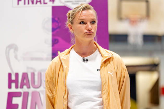 Dortmund, October 7, 2026, Handball, Women s, Alsco Women s Handball Bundesliga, Matchday 5, BVB Borussia Dortmund vs. Buxtehuder SV, Alexandra Popp during the quarterfinal draw for the DHB Women s Cup, Dortmund Sporthalle Wellinghofen, North Rhine-Westphalia, Germany