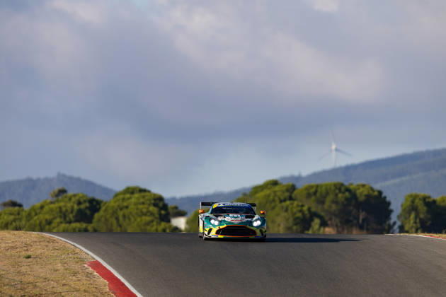 AUTO - MLC 2026 - PORTIMAO 11 COMEAU Antoine (usa), HAYS Nicky (usa), Code Racing Development, Aston Martin Vantage AMR GT3 Evo, GT3, action during the 6th round of the 2026 Michelin Le Mans Cup on the Autodromo Internacional do Algarve from October 8 to 10, 2026 in Portimao, Portugal -  Copyright: xJoaoxFilipex