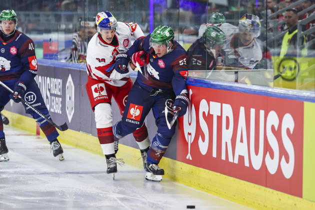 Ice hockey, Eishockey - CHL, EC RBS vs Berlin SALZBURG,AUSTRIA,07.OCT.26 - ICE HOCKEY - CHL, Champions Hockey League, group stage, EC Red Bull Salzburg vs Eisbaeren Berlin. Image shows Benedikt Krainer (EC RBS) and Jean Luc Foudy (Berlin).  GEPAxpictures xDavidxGeieregger