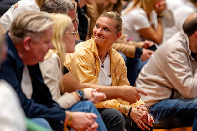 Dortmund, October 7, 2026, Handball, Women s, Alsco Women s Handball Bundesliga, Matchday 5, BVB Borussia Dortmund vs. Buxtehuder SV, Alexandra Popp in good spirits at the BVB Women s Handball game, Dortmund Sports Hall, Wellinghofen, North Rhine-Westphalia, Germany