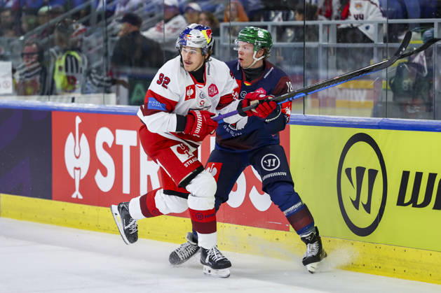 Ice hockey, Eishockey - CHL, EC RBS vs Berlin SALZBURG,AUSTRIA,07.OCT.26 - ICE HOCKEY - CHL, Champions Hockey League, group stage, EC Red Bull Salzburg vs Eisbaeren Berlin. Image shows Alexander Rebernig (EC RBS) and Jonas Mueller (Berlin).  GEPAxpictures xDavidxGeieregger