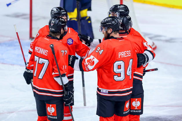 October 7, 2026, Ice Hockey, CHL, Kölner Haie vs. Blue Fox Herning, Champions Hockey League 2026–27, Matchday 5, 2026–27 Season, Lanxess Arena, Cologne: Celebrations after the 3–0 goal by Patrick Russell, Kölner Haie, 63, North Rhine-Westphalia, Germany