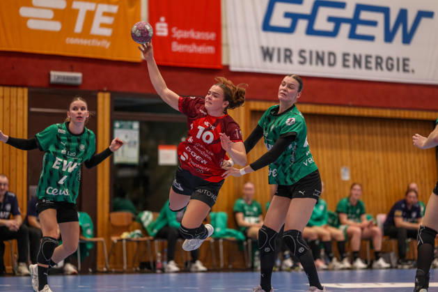 GER, Bensheim, HSG Bensheim Flames vs. Vfl Oldenburg, Alsco Women s Handball Bundesliga, Handball, DHB, 2026–2027 Season, Weststadthalle Bensheim, Matchday 5 in pictures (from left): Ida Hoberg Rasmussen, Bensheim Flames Women’s Team 10. DFB and DFL regulations prohibit any use of photographs as image sequences and or quasi-video, October 7, 2026 Copyright: HMBxMedia HendrikxHamelau