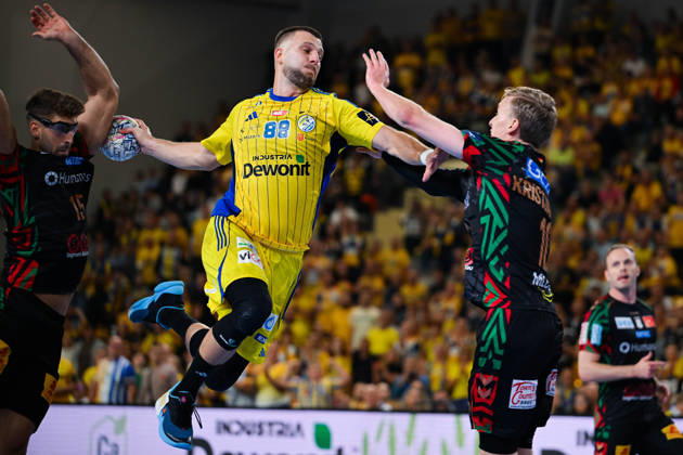 KIELCE 07.10.2026 MECZ 3. KOLEJKA RUNDA WSTEPNA LIGA MISTRZOW PILKA RECZNA MEZCZYZN SEZON 2026 2027 MENS HALDBALL PRELIMINARY ROUND EHF CHAMPIONS LEAGUE SEASON 2026 2027 MATCH: INDUSTRIA KIELCE - SC MAGDEBURG ANTONIO SERRADILLA CUENCA ALEKS VLAH GISLI HORGEIR KRISTJANSSON FOT. MICHAL TRZPIS 400MM.PL NEWSPIX.PL --- newspix.pl