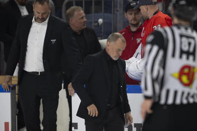 CHL Kölner Haie vs. Herning Blue Fox, Cologne, October 7, 2026; Thomas Berglund, Head Coach of the Kölner Haie, CHL Kölner Haie vs. Herning Blue Fox on October 7, 2026, at the Lanxess Arena in Cologne, Germany Copyright: xBEAUTIFULxSPORTS AndreasxDickx