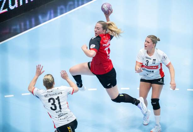 WOMEN S HANDBALL 2026–2027 5TH BUNDESLIGA 1ST MATCHDAY THC HSG BLOMBERG LIPPE ** FOR EDITORIAL PURPOSES ONLY ** EDITORIAL USE ONLY ** p 07 10 2026 Bad Langensalza Women’s Handball 1st Bundesliga Women’s Season 2026–2027 Salzhalle Matchday 5 Thüringer HC HSG Blomberg Lippe in the photo: Levke Kretschmann 17 Thüringer HC Germany Thuringia Bad Langensalza Copyright SaschaxFromm Copyright: SaschaxFromm doc87xnr9ynb8310c2i0pb1 ,EDITORIAL USE ONLY Copyright: SaschaxFromm