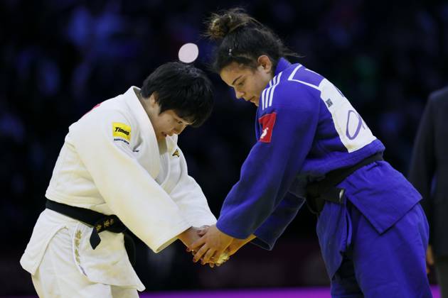 Judo: World championships Haruka Kaju (white) of Japan shakes hands with Kerem Primo of Israel after beating her in the women s 63-kilogram final at the judo world championships in Baku, Azerbaijan, on Oct. 7, 2026. A14AA0005630395P