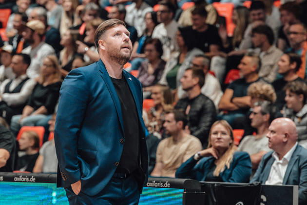 Game Day 2 of the Basketball Eurocup: Niners Chemnitz vs. Klaipedos Neptunas, October 7, 2026, starting at 7:00 p.m., Chemnitz, Chemnitz Arena. Pictured: Head Coach Gediminas Petrauskas. Matchday 2 of the Basketball Eurocup: Niners Chemnitz vs. Klaipedos Neptunas. Chemnitz, Saxony, Germany Copyright: xEHLxMedia MichelxKöhlerx 20262709-Niners-Chemnitz-Klaipeda-Neptunas-017