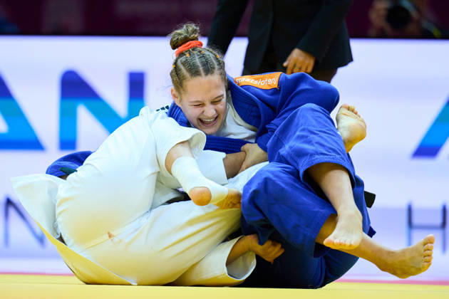 (L-R) Lkhagvatogoo Enkhriilen (MGL), Van Lieshout Joanne (NED), OCTOBER 7, 2026 - Judo : World Judo Championships BAKU2026 Women s -63kg3rd place match at National Gymnastics Arena in Baku, Azerbaijan. Noxthirdxpartyxsales aflo_354113109 KenxAsakurax