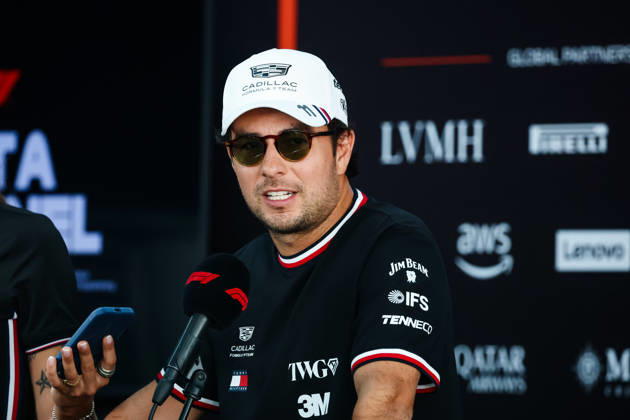 F1 - SINGAPORE GRAND PRIX 2026 PEREZ Sergio (mex), Cadillac F1 Team MAC-26, portrait during the 2026 Formula 1 Singapore Grand Prix, 17th round of the 2026 Formula One World Championship, WM, Weltmeisterschaft from October 9 to 11, 2026 on the Marina Bay Street Circuit, in Singapore, Singapore - SingaporeSingapore  Copyright: xFLORENTxGOODENx