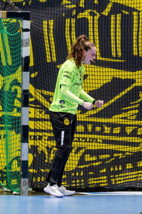 Dortmund, October 7, 2026, Handball, Women s, Alsco Women s Handball Bundesliga, Matchday 5, BVB Borussia Dortmund vs. Buxtehuder SV, Sarah Wachter (BVB) celebrates after a save, Dortmund Sporthalle Wellinghofen, North Rhine-Westphalia, Germany