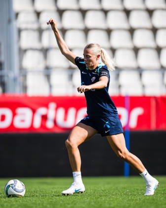 October 8, 2026: Guro Bergsvand of the Norwegian women’s national soccer team during a training session on October 8, 2026 in Bucharest. Photo by Marius Simensen, BILDBYRAN. Cop 238 bbeng women FIFA Women s World Cup qualifier soccer football Norway practice training  Copyright: MARIUSxSIMENSEN BB261008BB174