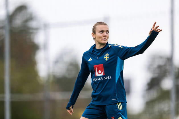 October 8, 2026: Beata Olsson of the Swedish women’s national soccer team during a training session on October 8, 2026 in Stockholm. Photo by Johanna Säll, BILDBYRAN, code JL JL0637. soccer football fotball World Cup qualifier FIFA Women’s World Cup qualifier training practice Sweden women’s soccer football fotball World Cup qualifier FIFA Women’s World Cup qualifier qualifier training practice training Sweden women’s women’s soccer Copyright: JOHANNAxSÄLL BB261008BB211
