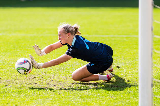 October 8, 2010: Goalkeeper Sunniva Skoglund of the Norwegian women’s national soccer team during a training session on October 8, 2026 in Bucharest. Photo by Marius Simensen, BILDBYRAN. Cop 238 bbeng women FIFA Women’s World Cup qualifier soccer football Norway practice training Copyright: MARIUSxSIMENSEN BB261008BB231