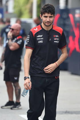 F1 Singapore Grand Prix 2026 Previews Esteban Ocon of Haas ahead of the Formula 1 Singapore Grand Prix at Marina Bay Street Circuit in Singapore on October 8, 2026. Singapore Singapore  Copyright: xJakubxPorzyckix originalFilename:porzycki-f1singap261008_npmWD